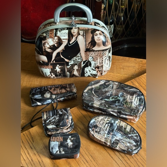 Vintage travel makeup case - Picture 2 of 14